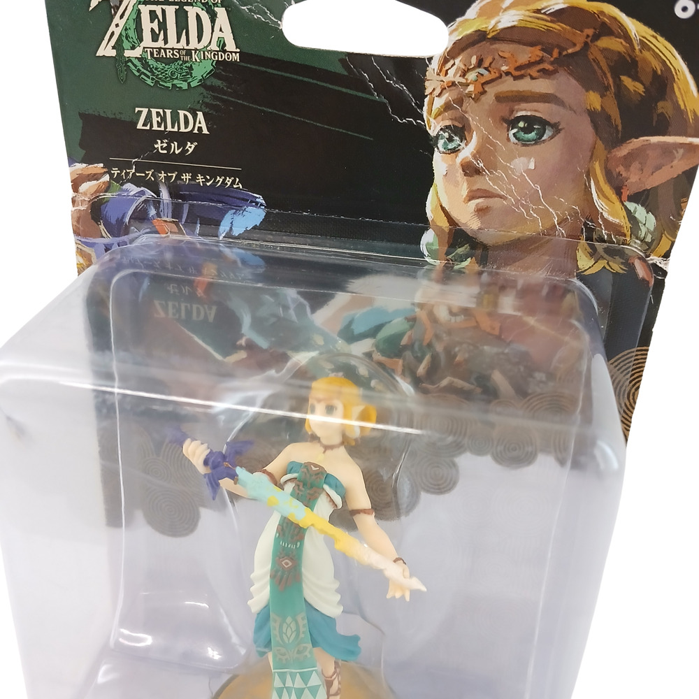 Zelda Amiibo Tears of the Kingdom Nintendo Switch Figure New Open Box